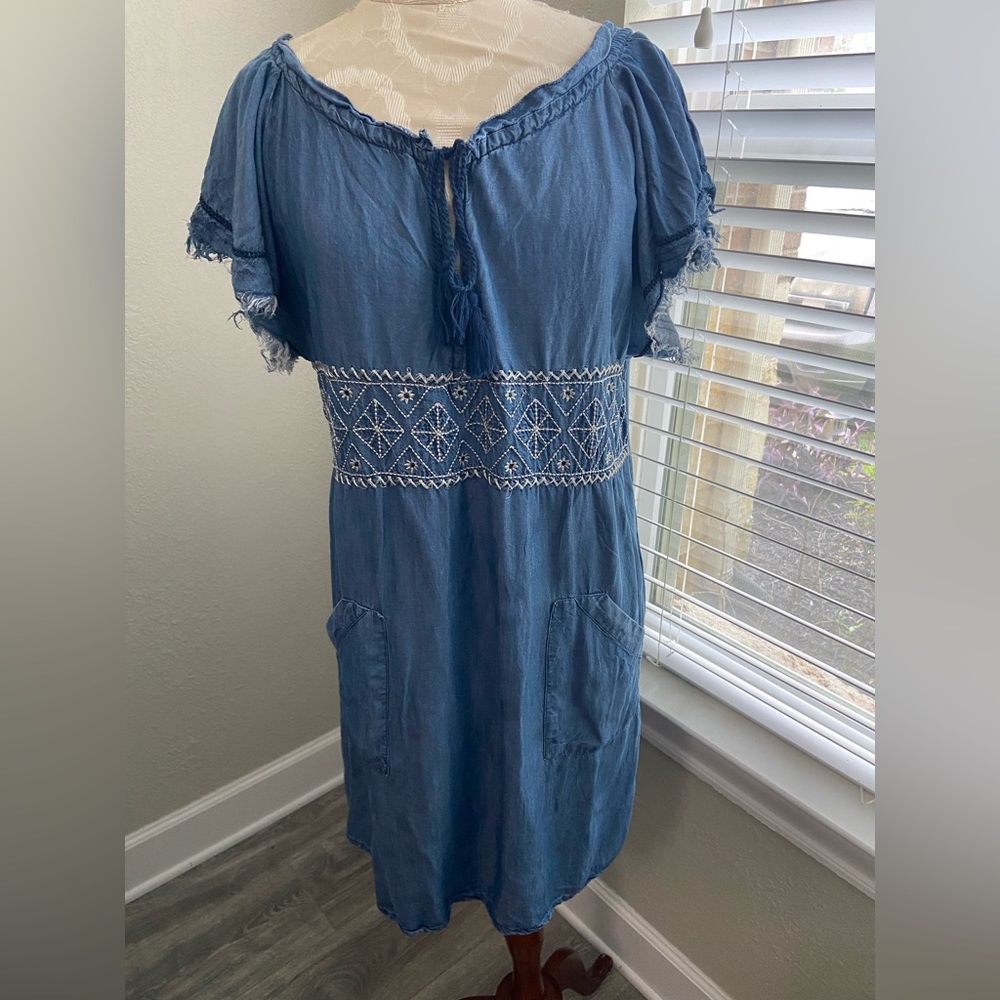 Chambray Dress w Fringed / Statement Short Sleeves Women’s Size L